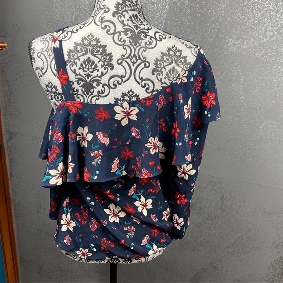 Rachel Zoe One Shoulder ruffle Floral Pullover Top - Picture 8 of 10